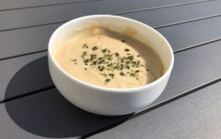 Velouté de céleri, panais huile de truffe